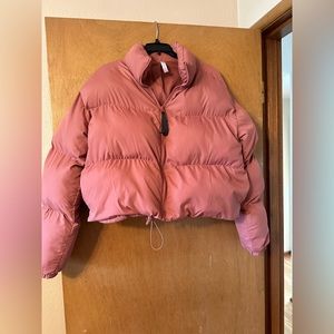 Fabletics Wander Cropped Puffer Jacket.
